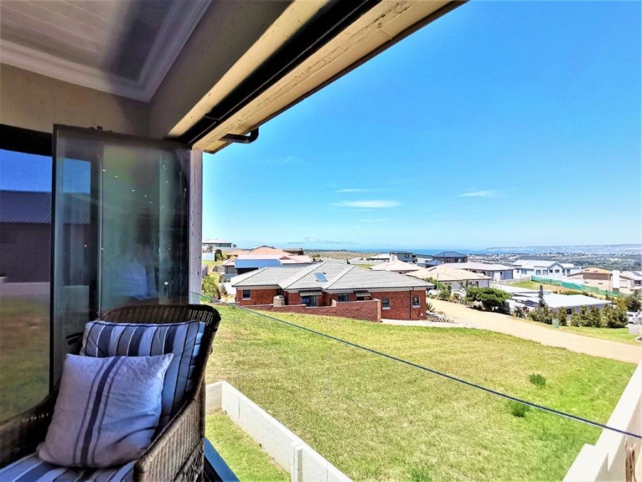 4 Bedroom Property for Sale in Monte Christo Western Cape